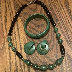 3 piece Green and Black Jewelry Set